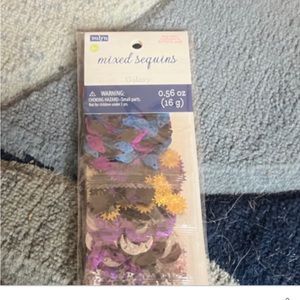 Mixed sequins